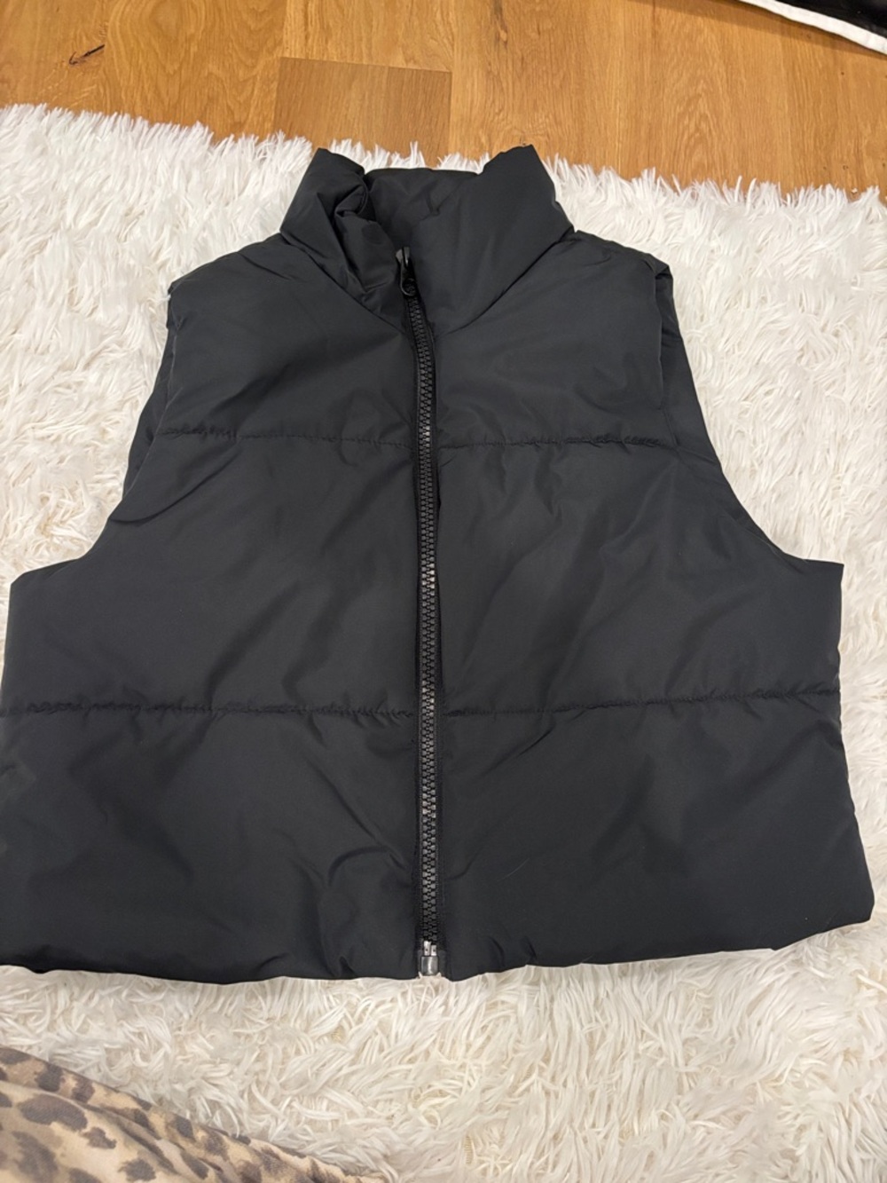 Gianni Bini Black Puffer Vest